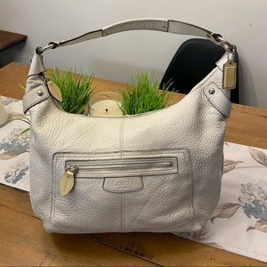 🔥⬇️ Coach Penelope Large Ivory Leather Hobo